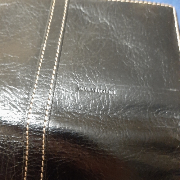 Pre-owned D&B bag & wallet - Picture 11 of 16